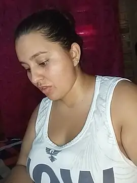 Snapshot of Lily_Sweet24 chatting on 06-14-26, 01:35 Lily Sweet24 online show from 06-14-26, 01:35