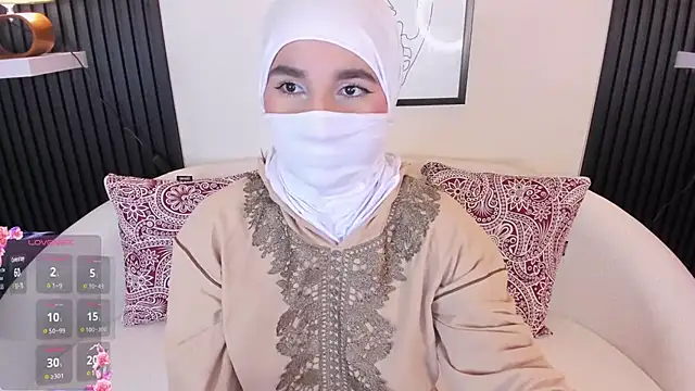 Snapshot of Ayha_khalaf chatting on 03-06-25, 03:24 Ayha khalaf online show from 03-06-25, 03:24