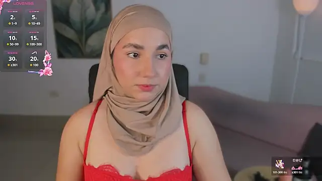 Snapshot of Ayha_khalaf chatting on 01-09-26, 02:14 Ayha khalaf online show from 01-09-26, 02:14