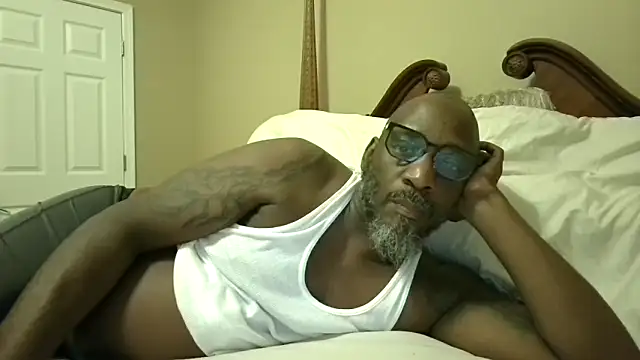 Snapshot of Soultouch1 chatting on 09-27-25, 11:04 Soultouch1 online show from 09-27-25, 11:04