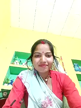 Snapshot of Bhuvi_Bedi chatting on 01-29-25, 08:08 Bhuvi Bedi online show from 01-29-25, 08:08