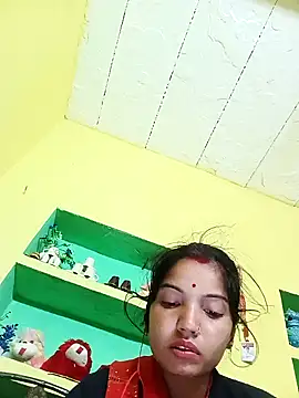 Snapshot of Bhuvi_Bedi chatting on 01-30-25, 05:28 Bhuvi Bedi online show from 01-30-25, 05:28