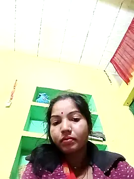 Snapshot of Bhuvi_Bedi chatting on 02-01-25, 11:06 Bhuvi Bedi online show from 02-01-25, 11:06