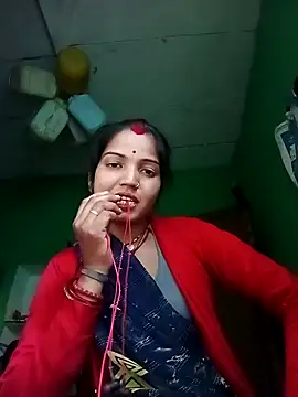 Snapshot of Bhuvi_Bedi chatting on 02-13-25, 10:23 Bhuvi Bedi online show from 02-13-25, 10:23