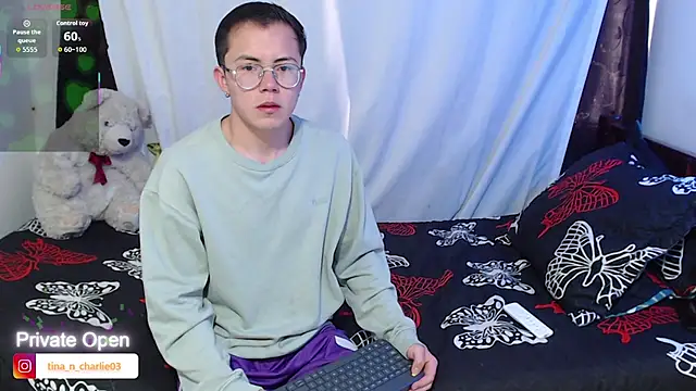 Tina 4 Charlie online show from 09-20-25, 01:23