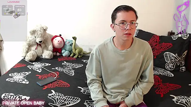 Tina 4 Charlie online show from 10-21-25, 12:17