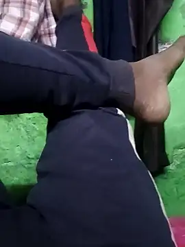 Snapshot of Raj41 chatting on 01-18-26, 02:32 Raj41 online show from 01-18-26, 02:32