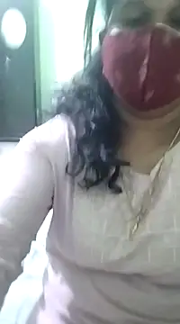 Snapshot of Tamil_Aathira chatting on 01-20-25, 08:40 Tamil Aathira online show from 01-20-25, 08:40