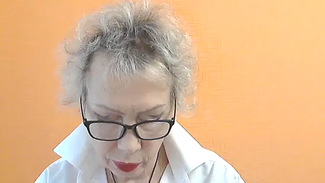 NessyJenixs online show from 10-11-25, 07:40