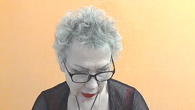 NessyJenixs online show from 11-30-25, 07:12