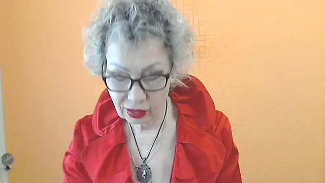 NessyJenixs online show from 05-02-26, 07:13