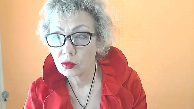NessyJenixs online show from 05-03-26, 06:19