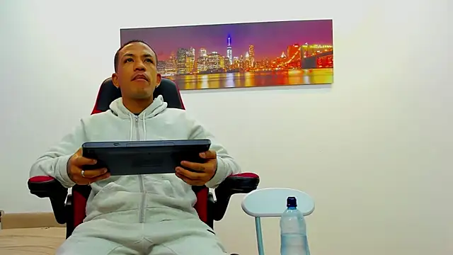 Snapshot of carlos_alber12 chatting on 02-17-25, 07:10 carlos alber12 online show from 02-17-25, 07:10