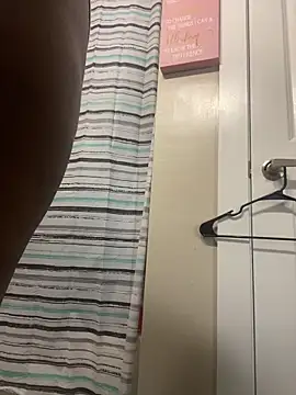 Snapshot of theprettysoles chatting on 04-07-26, 02:50 theprettysoles online show from 04-07-26, 02:50