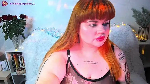 Snapshot of missmayaqueen chatting on 12-17-25, 05:02 missmayaqueen online show from 12-17-25, 05:02