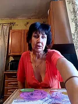 Snapshot of Laura_Kiss chatting on 01-02-25, 09:54 Laura Kiss online show from 01-02-25, 09:54