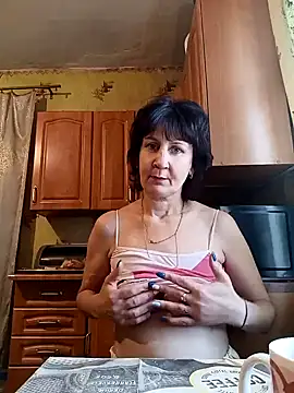Snapshot of Laura_Kiss chatting on 01-03-25, 10:41 Laura Kiss online show from 01-03-25, 10:41