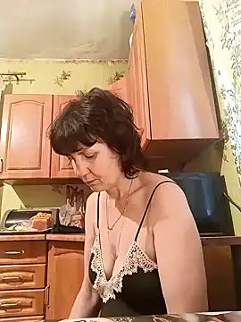 Snapshot of Laura_Kiss chatting on 01-18-25, 06:13 Laura Kiss online show from 01-18-25, 06:13