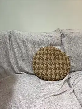 Snapshot of Lobna-alami chatting on 02-10-25, 03:53 Lobna-alami online show from 02-10-25, 03:53