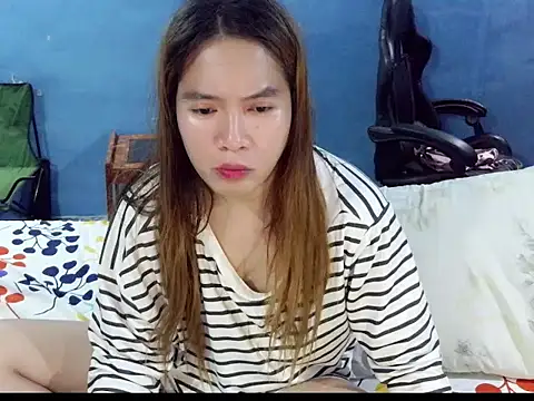 Snapshot of Asianpinaybeauty_yam007 chatting on 06-17-26, 01:45 Asianpinaybeauty yam007 online show from 06-17-26, 01:45