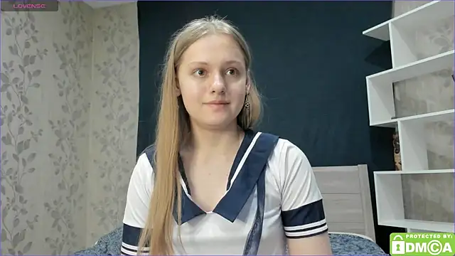 Snapshot of onelovelyalice chatting on 01-22-25, 12:48 onelovelyalice online show from 01-22-25, 12:48