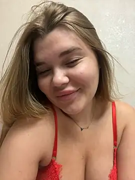 Snapshot of ella_zzz chatting on 10-16-25, 09:16 ella zzz online show from 10-16-25, 09:16