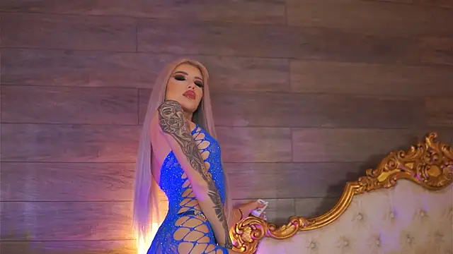 Juicy Jessye online show from 03-11-25, 07:58