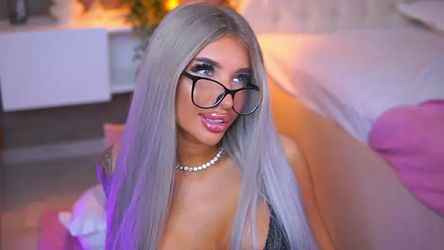 Juicy Jessye online show from 07-14-26, 02:05