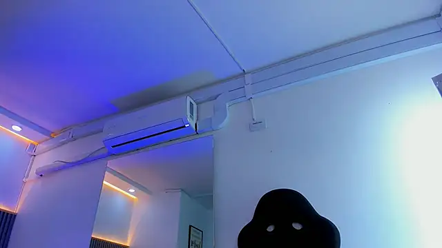 bonnieAn online show from 03-22-25, 02:58