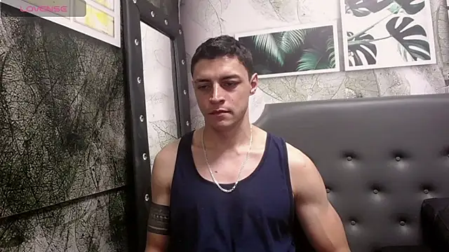 Snapshot of Frank_Millers chatting on 02-28-25, 07:03 Frank Millers online show from 02-28-25, 07:03