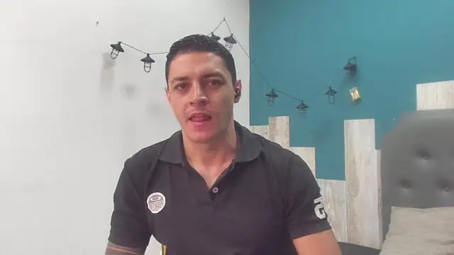 Snapshot of Frank_Millers chatting on 11-10-25, 07:46 Frank Millers online show from 11-10-25, 07:46