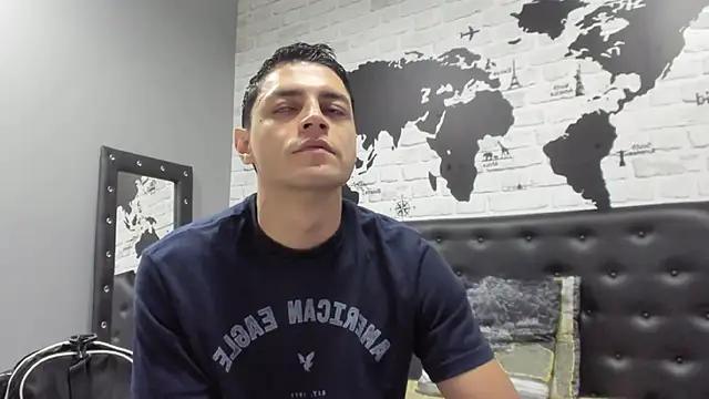 Snapshot of Frank_Millers chatting on 11-27-25, 06:54 Frank Millers online show from 11-27-25, 06:54