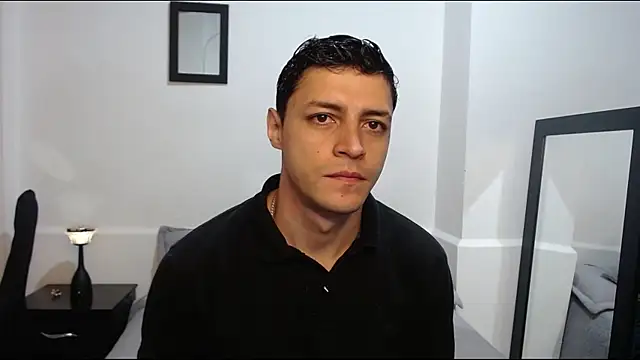 Snapshot of Frank_Millers chatting on 05-06-26, 04:45 Frank Millers online show from 05-06-26, 04:45