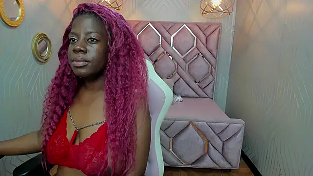 nefertiti ebony online show from 02-20-25, 07:23