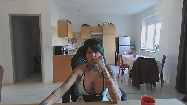 serena  vedette online show from 02-01-25, 09:54