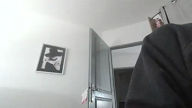 serena  vedette online show from 10-30-25, 01:34