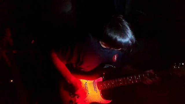 Snapshot of OnYourMarkGetSetGo chatting on 11-19-25, 11:27 OnYourMarkGetSetGo online show from 11-19-25, 11:27