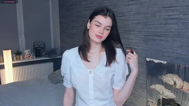 FloraDobb online show from 03-20-25, 08:08