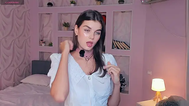 FloraDobb online show from 09-26-25, 07:12