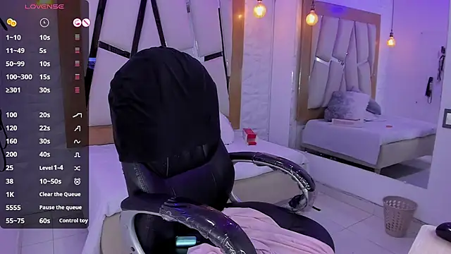 Belinda Braund online show from 02-17-25, 03:53