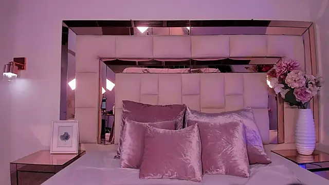 taliarussel online show from 03-21-25, 10:06