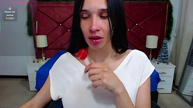 Snapshot of victoria_adams07 chatting on 12-15-25, 08:13 victoria adams07 online show from 12-15-25, 08:13