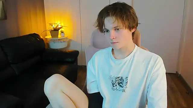 DemianEnglen online show from 04-08-26, 03:45