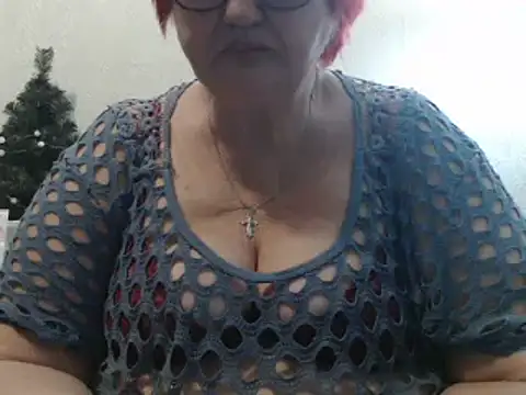 Snapshot of DeniseeRosea chatting on 02-17-25, 06:15 DeniseeRosea online show from 02-17-25, 06:15