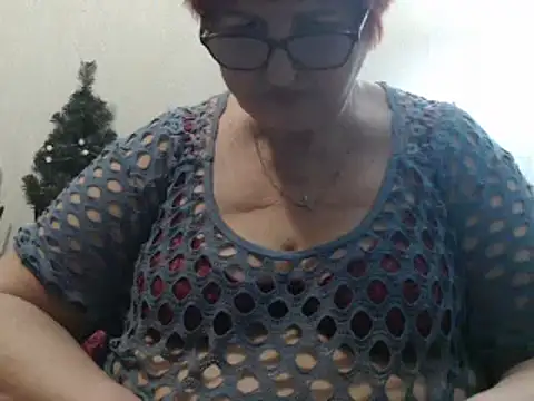 Snapshot of DeniseeRosea chatting on 02-19-25, 04:11 DeniseeRosea online show from 02-19-25, 04:11