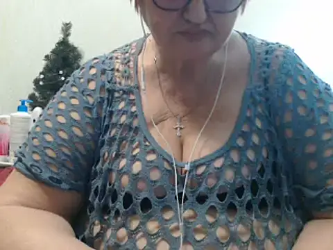 Snapshot of DeniseeRosea chatting on 03-14-25, 07:01 DeniseeRosea online show from 03-14-25, 07:01
