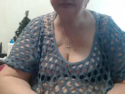 Snapshot of DeniseeRosea chatting on 03-19-25, 03:20 DeniseeRosea online show from 03-19-25, 03:20