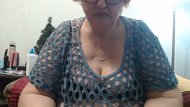 Snapshot of DeniseeRosea chatting on 03-21-25, 12:18 DeniseeRosea online show from 03-21-25, 12:18