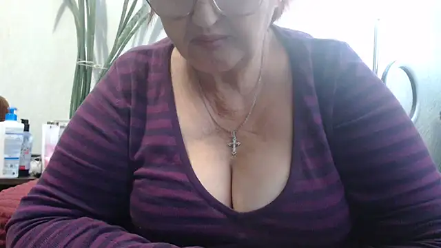 Snapshot of DeniseeRosea chatting on 10-01-25, 07:03 DeniseeRosea online show from 10-01-25, 07:03