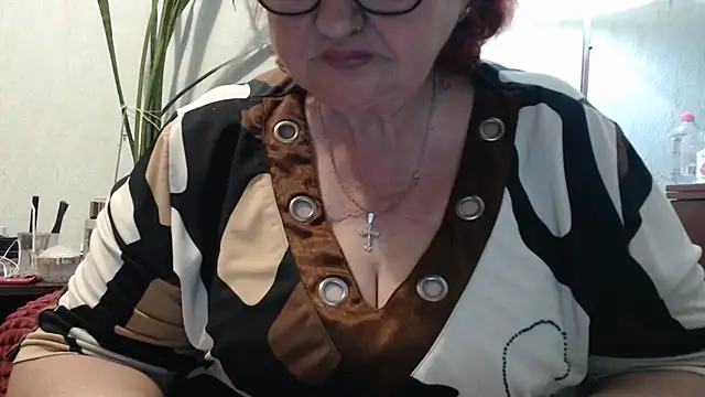 Snapshot of DeniseeRosea chatting on 05-27-26, 07:00 DeniseeRosea online show from 05-27-26, 07:00